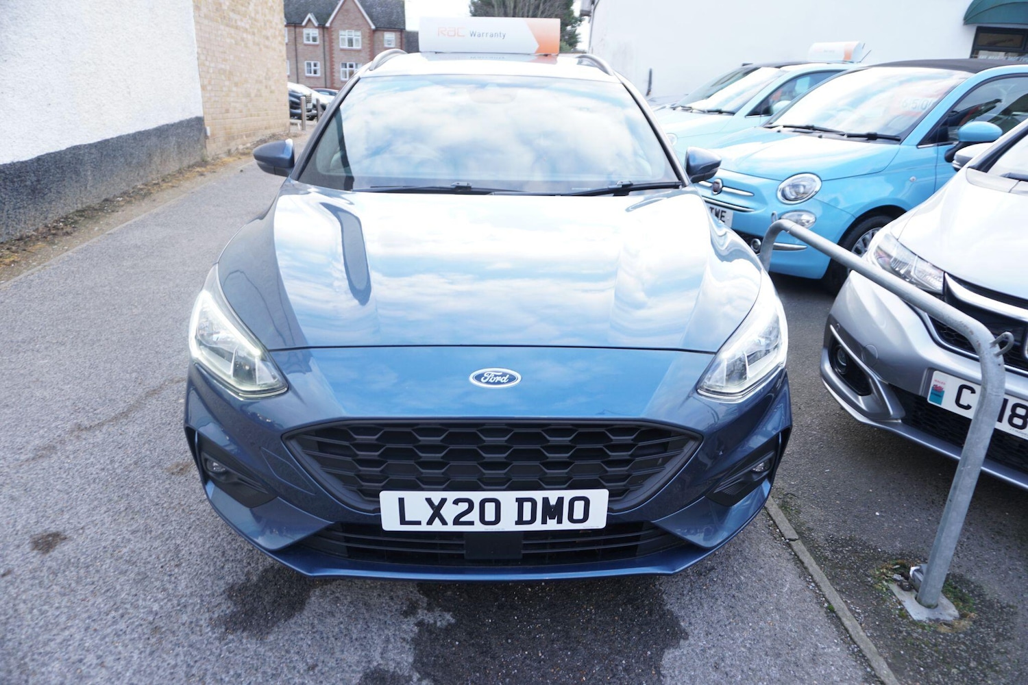 Used Ford Focus 2020 for sale - 76952244: Photo 2