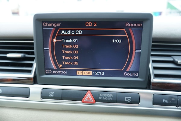 Used Audi A8 2006 for sale - 76259339: Photo 43