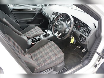 Used Volkswagen Golf 2013 for sale - 77853523: Photo