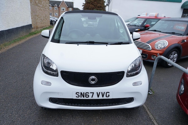 Used smart fortwo 2017 for sale - 76166510: Photo 2