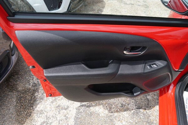 Used Toyota AYGO 2018 for sale - 75257629: Photo 16