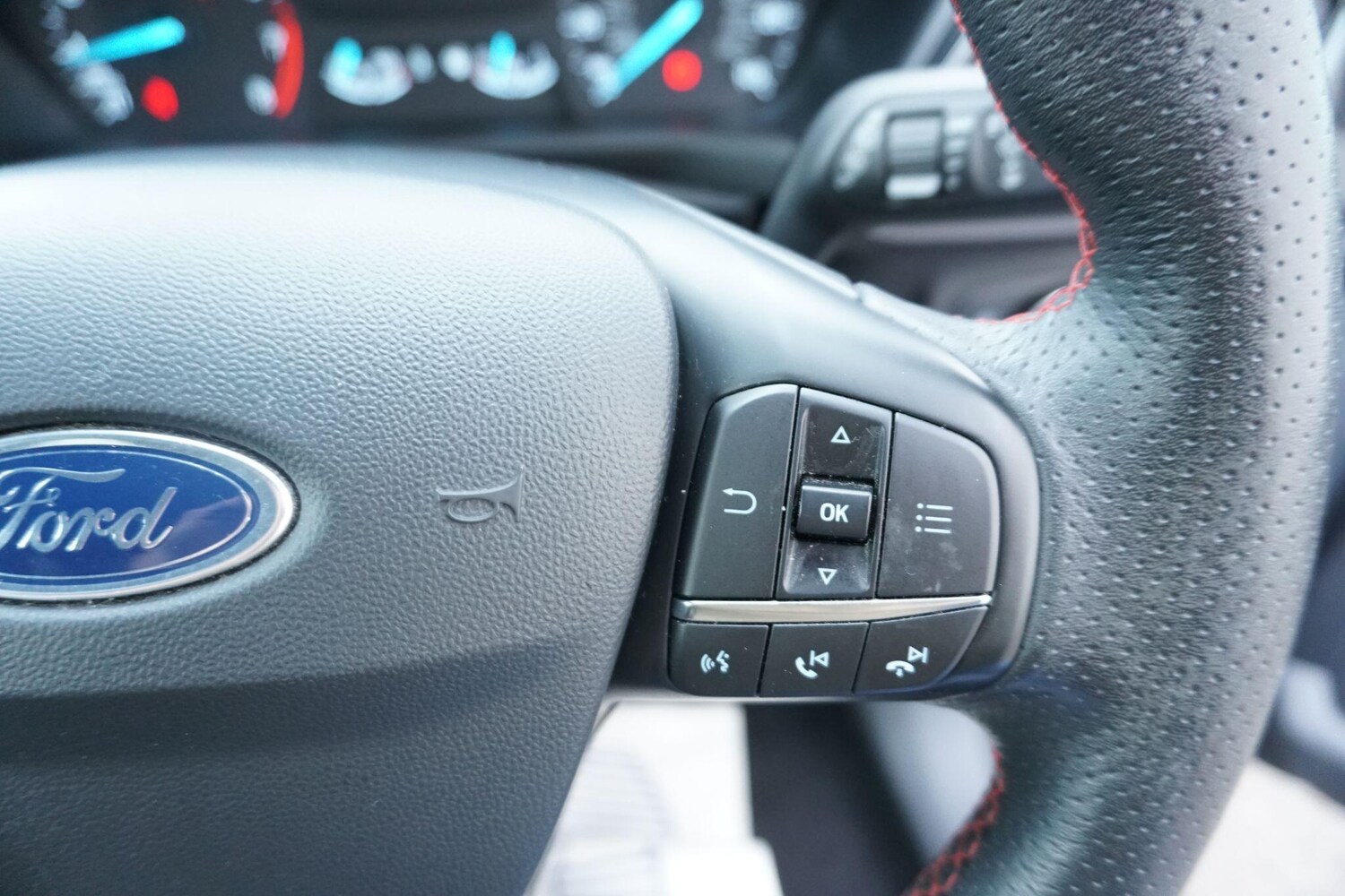 Used Ford Fiesta 2019 for sale - 76942323: Photo 26