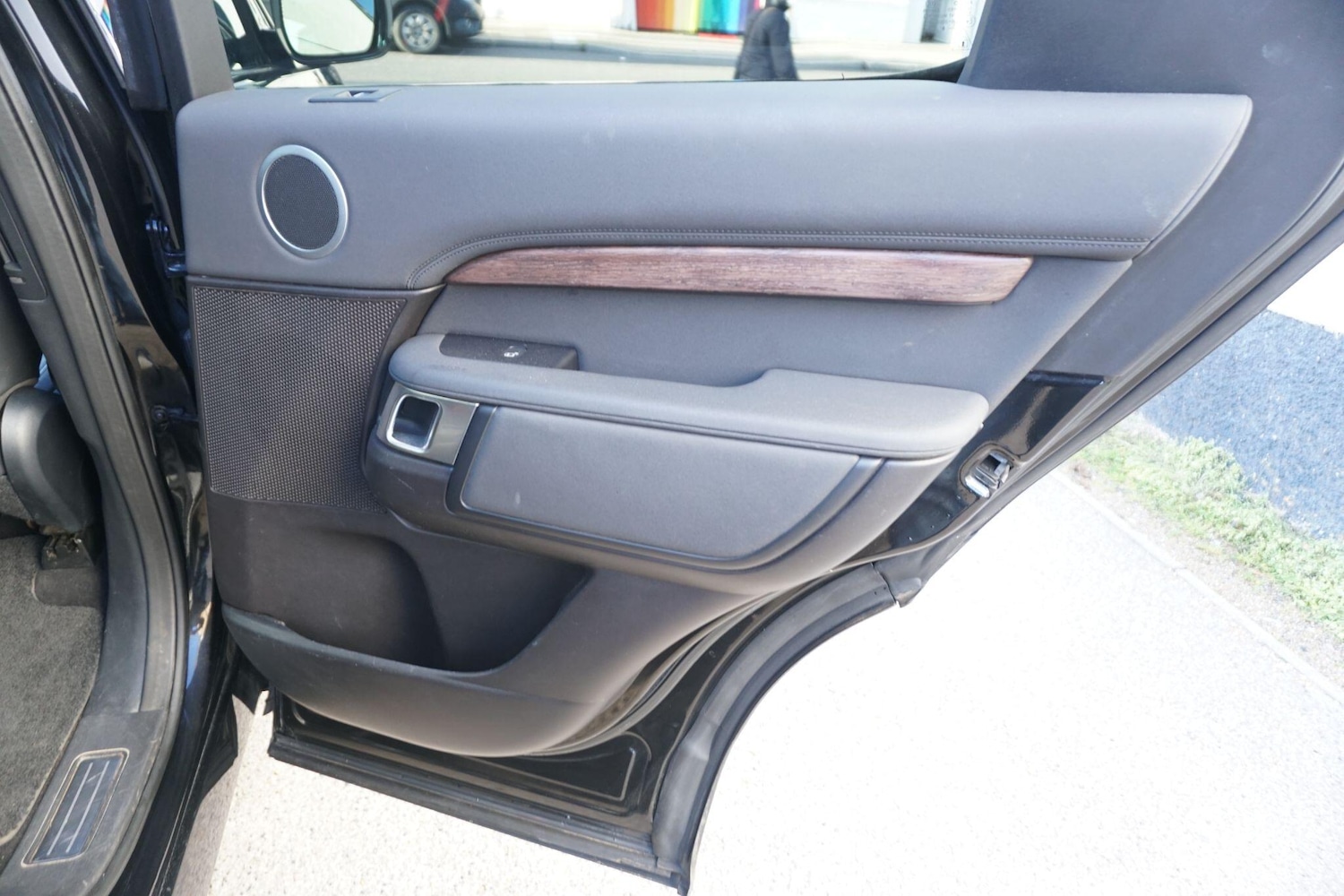 Used Land Rover Discovery 2019 for sale - 76592286: Photo 33