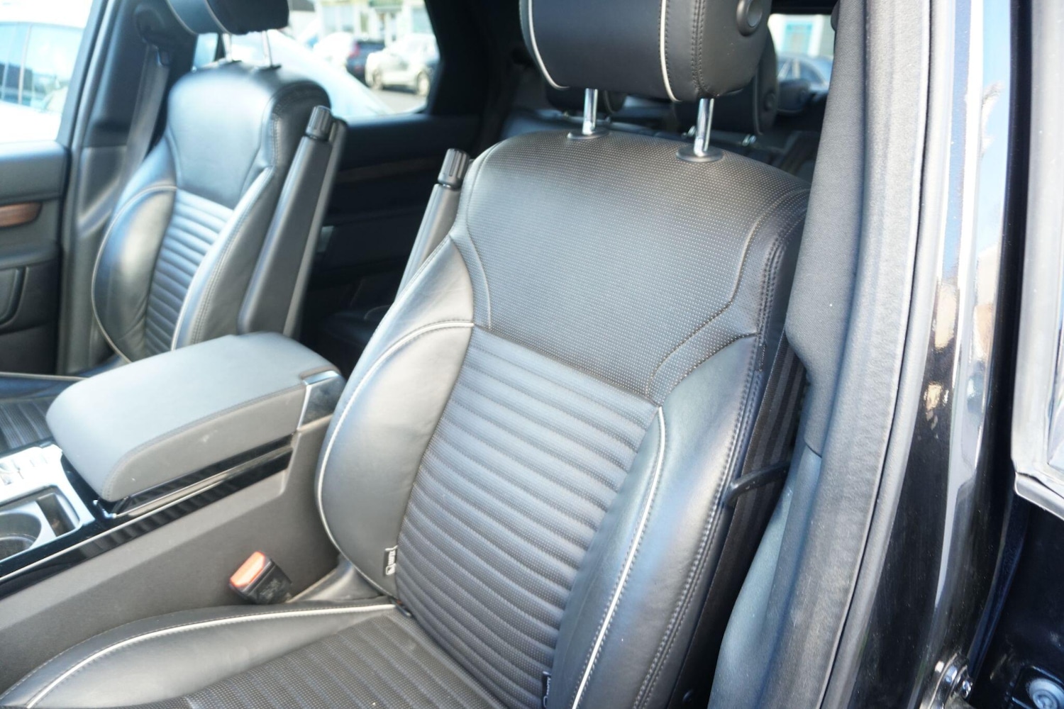 Used Land Rover Discovery 2019 for sale - 76592286: Photo 56