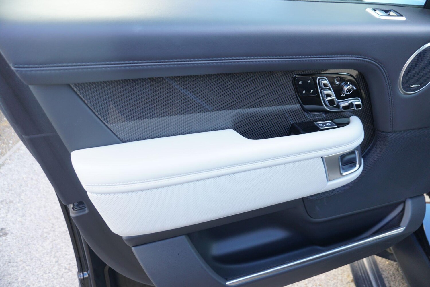 Used Land Rover Range Rover 2019 for sale - 77799229: Photo 46