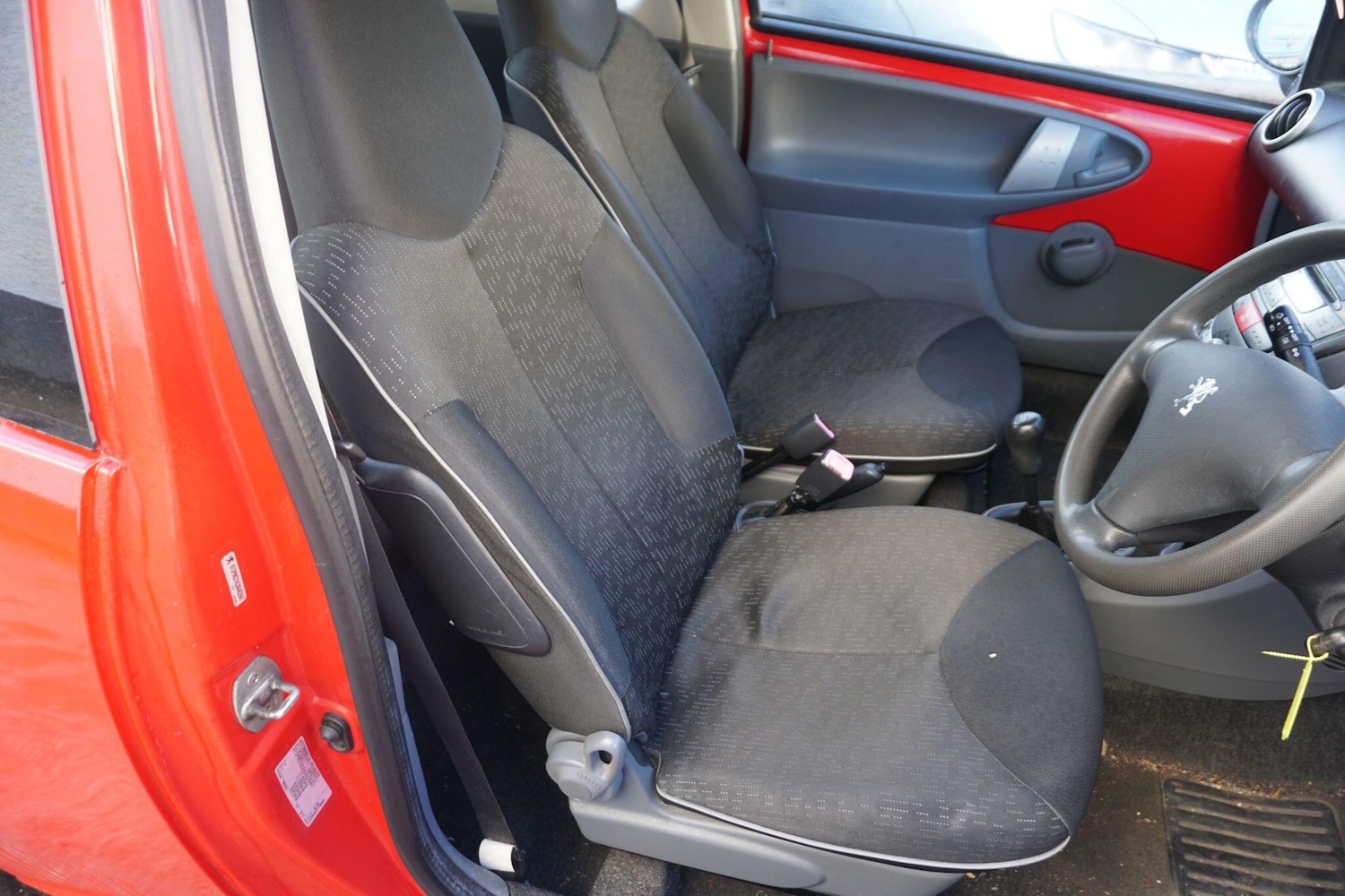 Used Peugeot 107 2010 for sale - 77015856: Photo 15