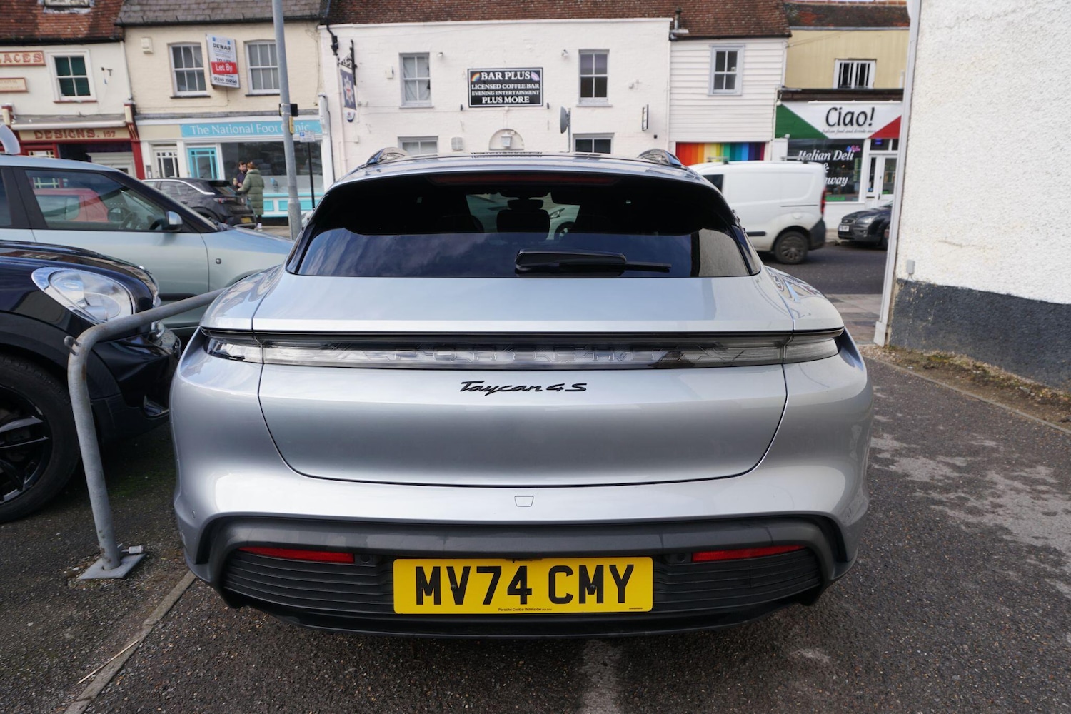 Used Porsche Taycan 2024 for sale - 77386845: Photo 10