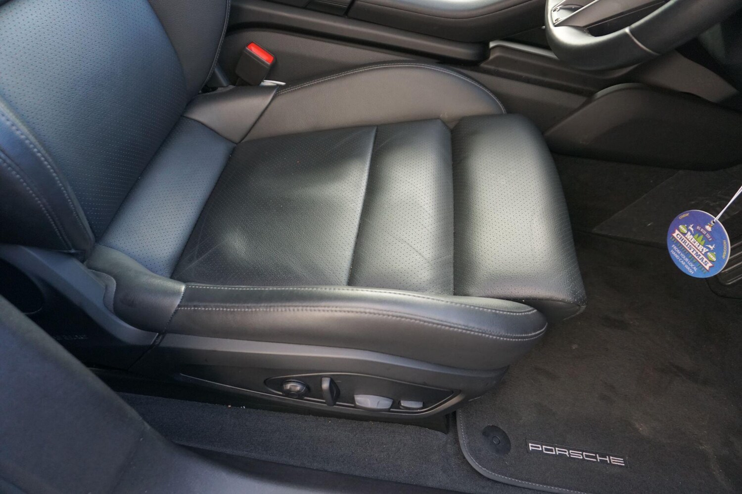 Used Porsche Taycan 2024 for sale - 77386845: Photo 52