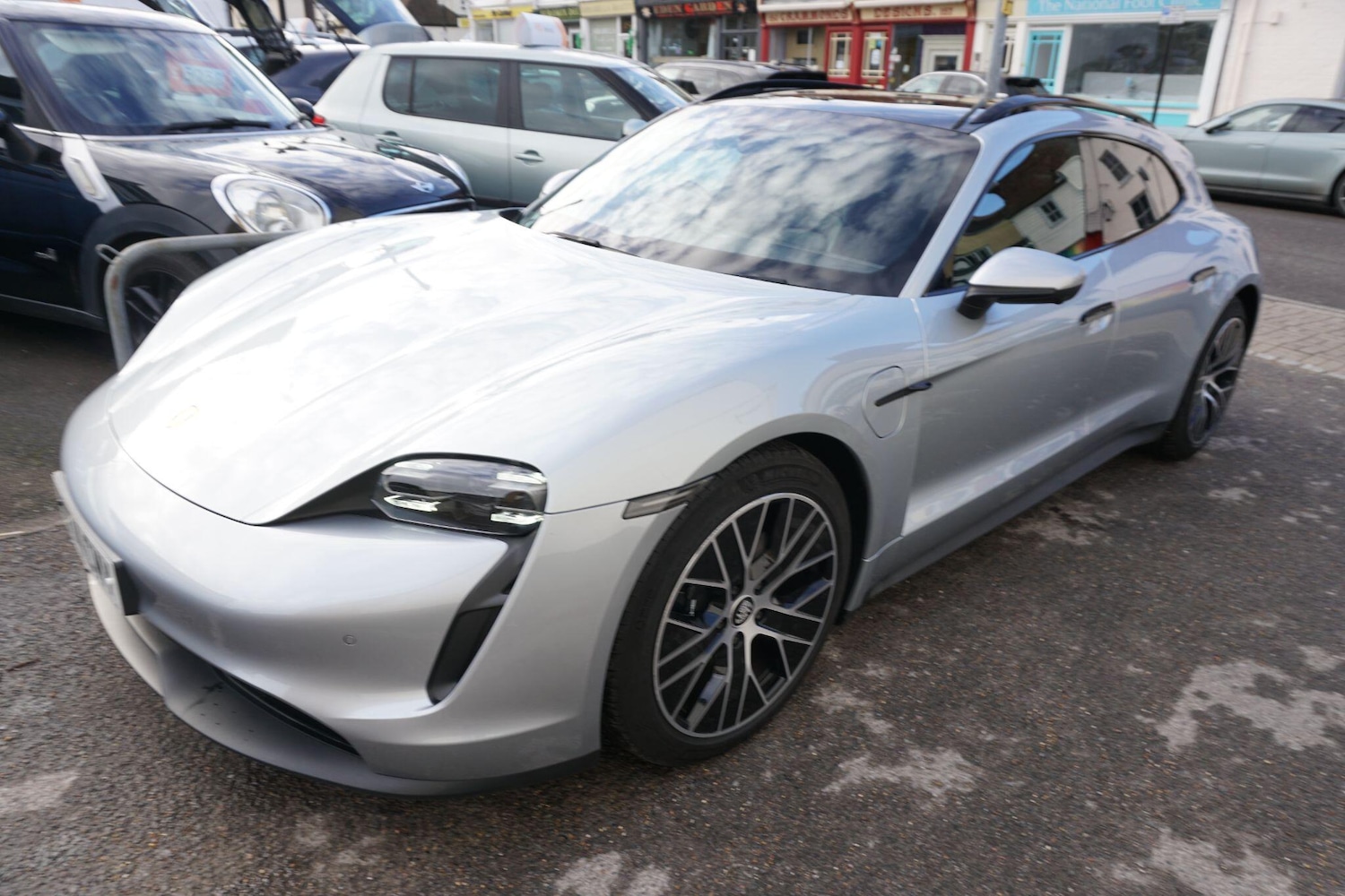 Used Porsche Taycan 2024 for sale - 77386845: Photo 7