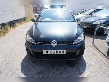 Used Volkswagen Golf 2016 for sale - 79236756: Photo