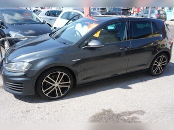 Used Volkswagen Golf 2016 for sale - 79236756: Photo