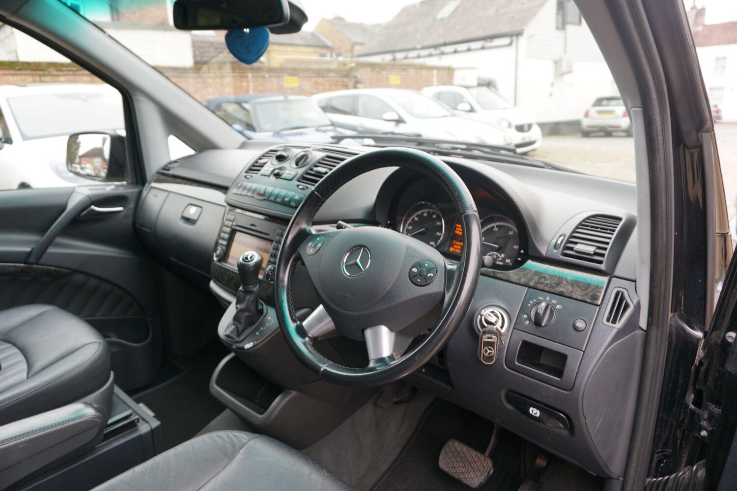 Used Mercedes-Benz Viano 2014 for sale - 77753345: Photo 21