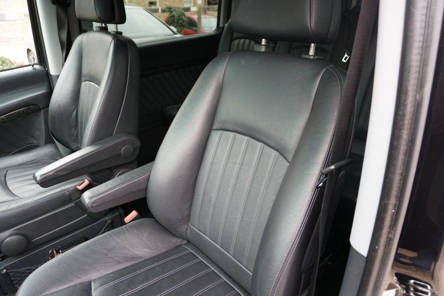 Used Mercedes-Benz Viano 2014 for sale - 77753345: Photo 25