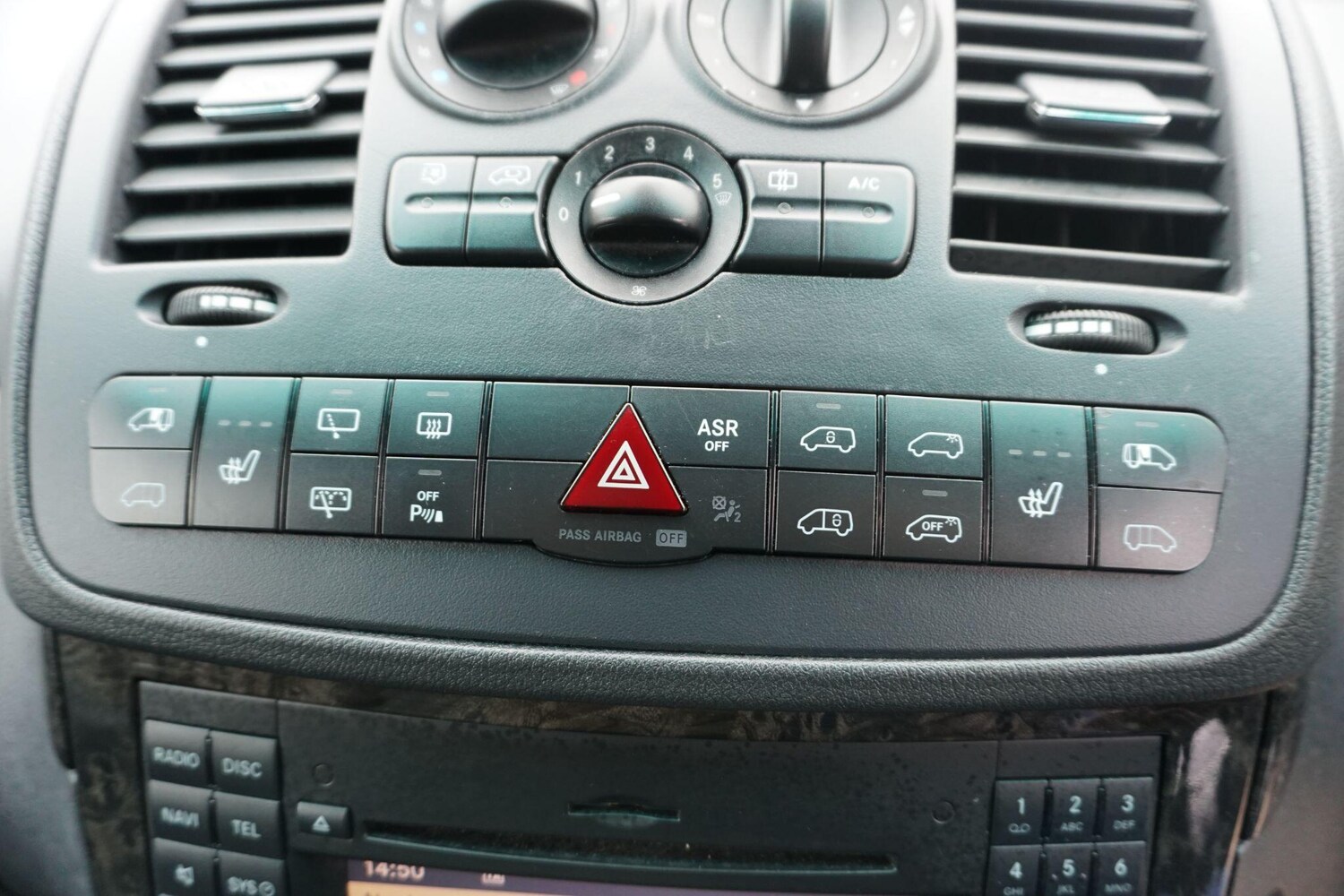 Used Mercedes-Benz Viano 2014 for sale - 77753345: Photo 59