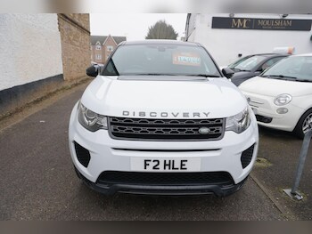 Used Land Rover Discovery Sport 2018 for sale - 77799149: Photo
