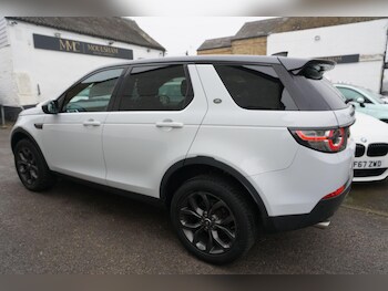 Used Land Rover Discovery Sport 2018 for sale - 77799149: Photo