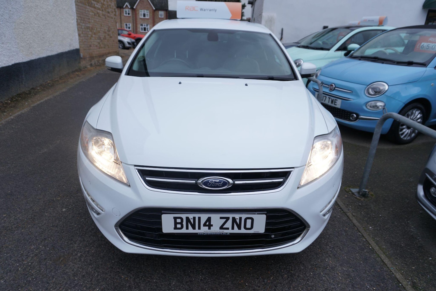 Used Ford Mondeo 2014 for sale - 76964884: Photo 2