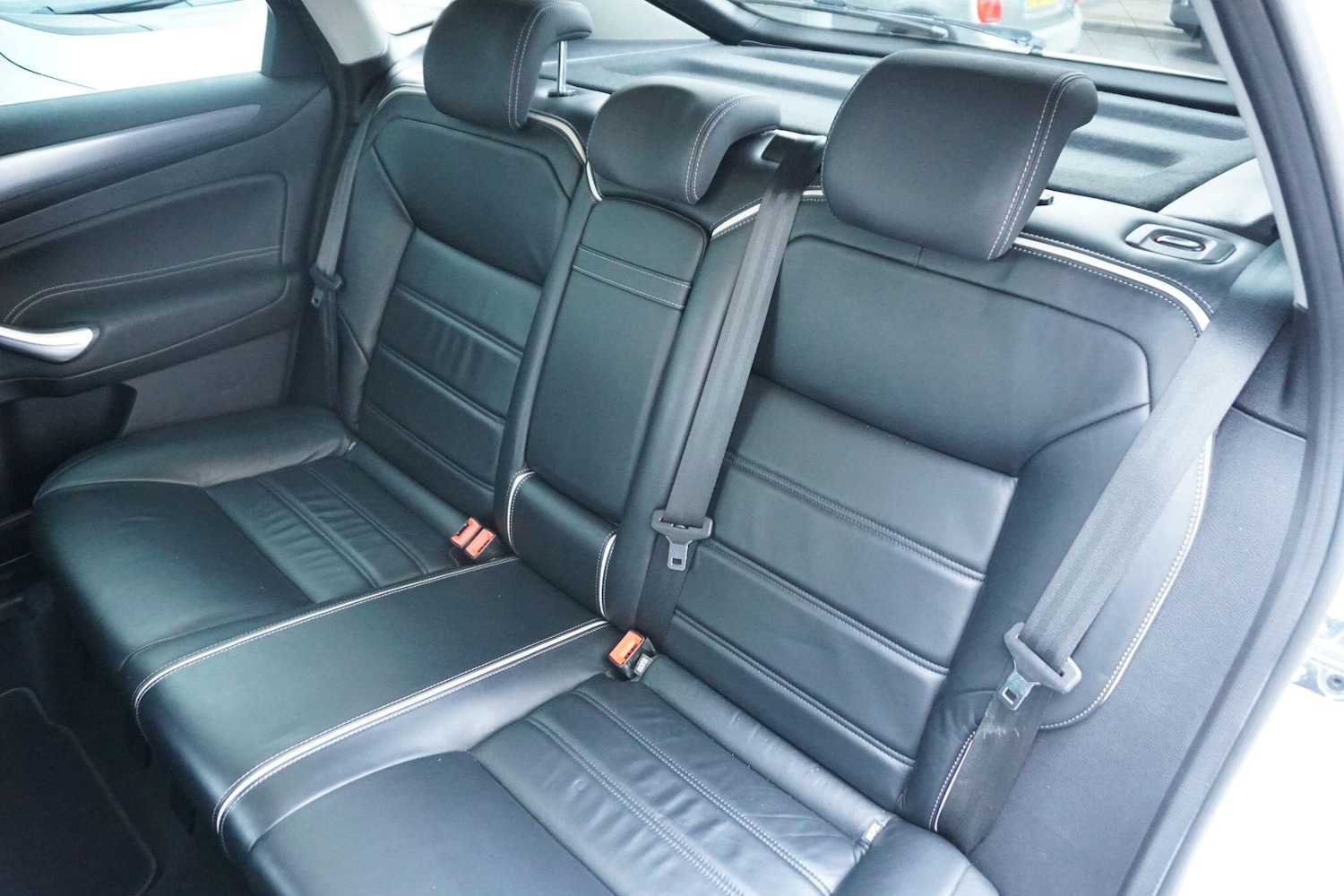 Used Ford Mondeo 2014 for sale - 76964884: Photo 26