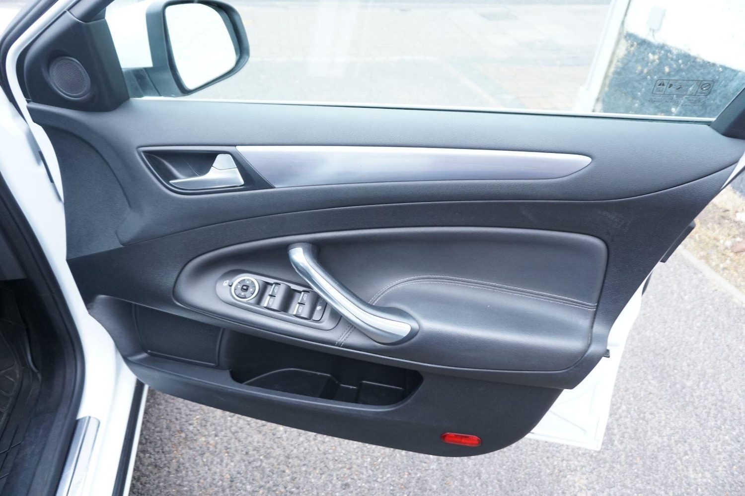 Used Ford Mondeo 2014 for sale - 76964884: Photo 30