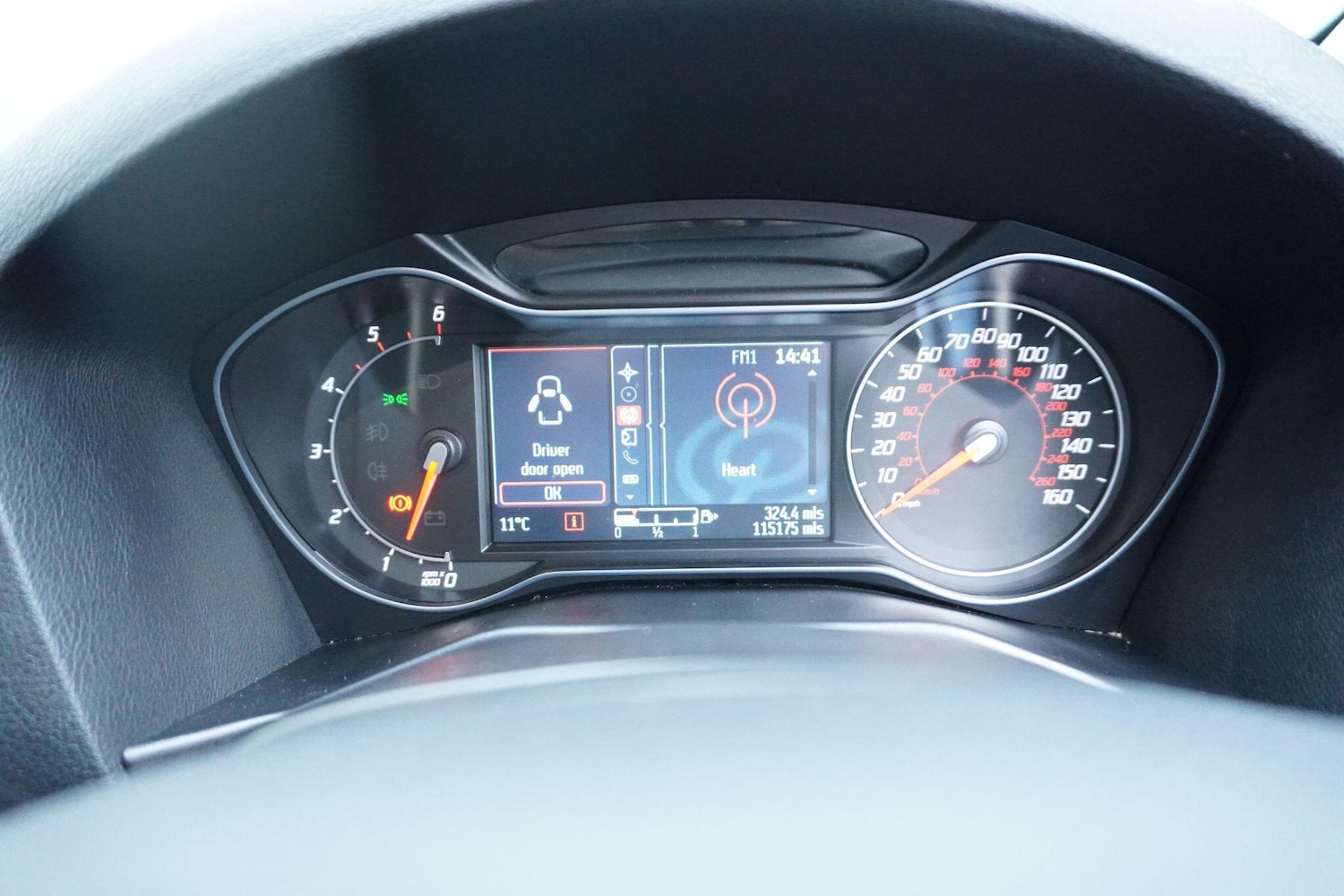 Used Ford Mondeo 2014 for sale - 76964884: Photo 50