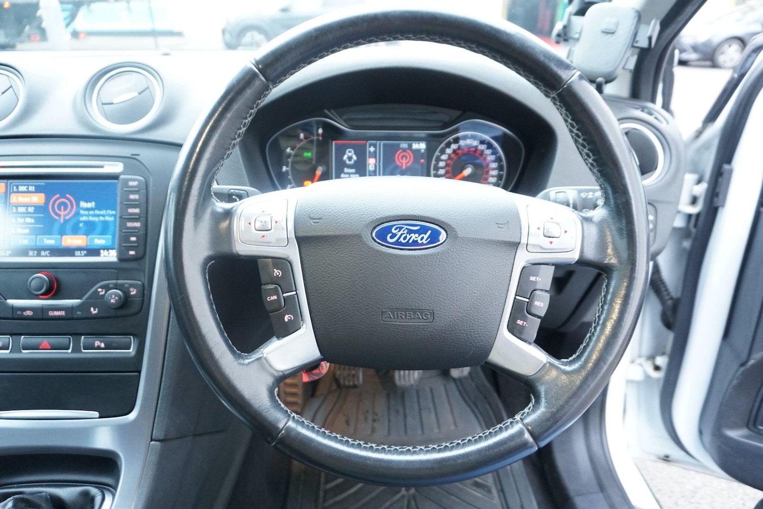 Used Ford Mondeo 2014 for sale - 76964884: Photo 55