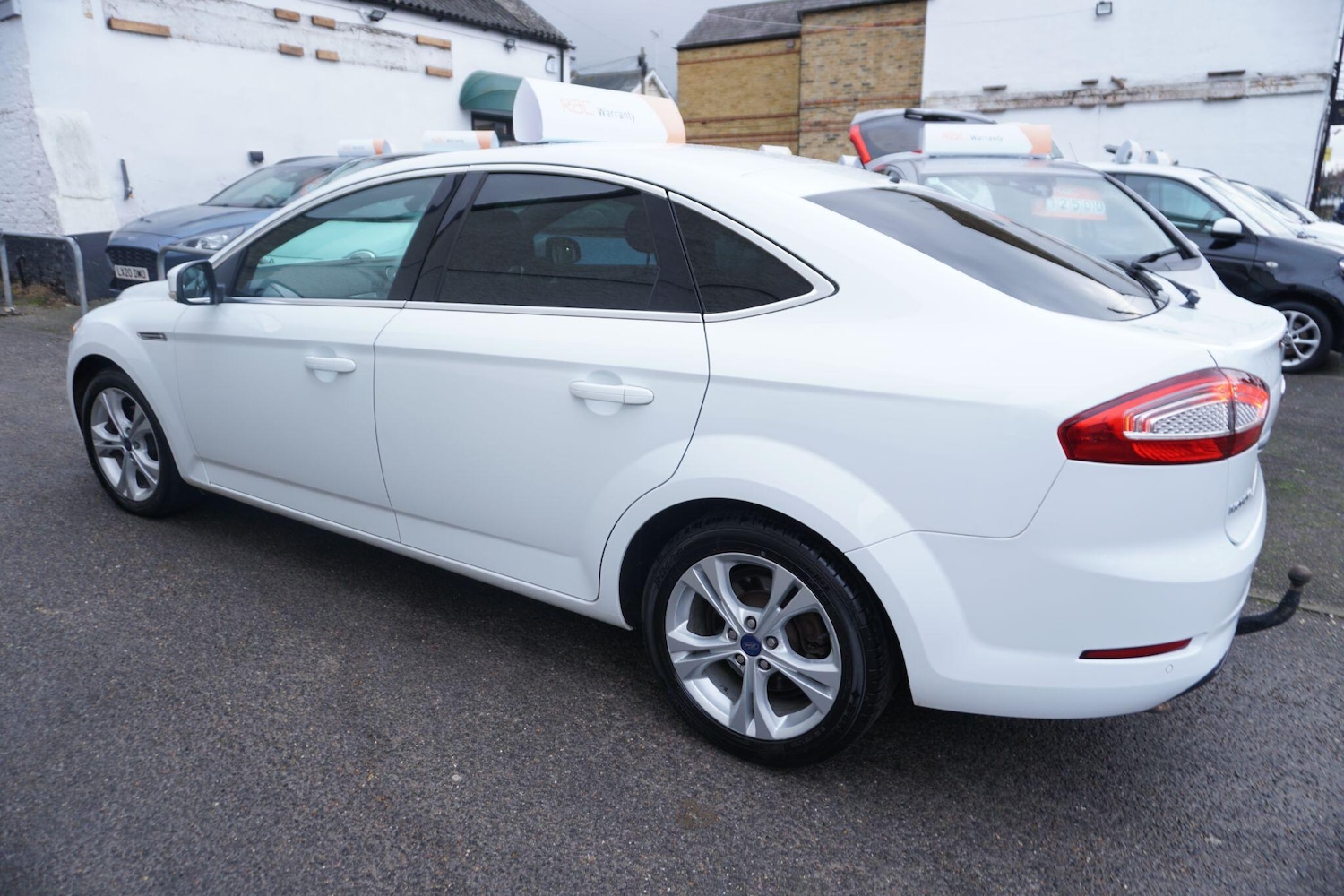 Used Ford Mondeo 2014 for sale - 76964884: Photo 8
