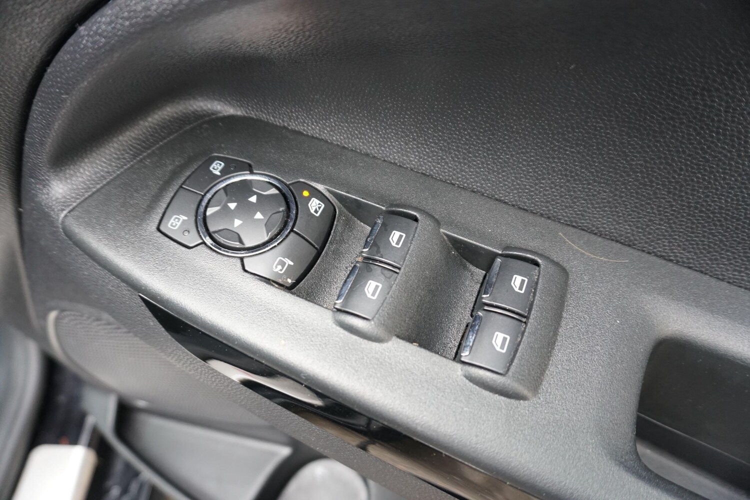 Used Ford Ecosport for sale - 78215047: Photo 26