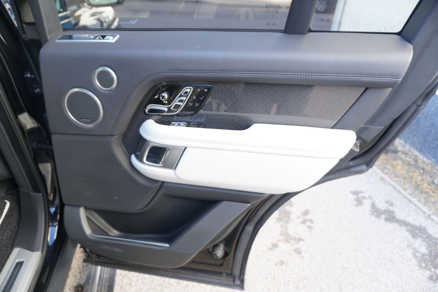 Used Land Rover Range Rover for sale - 77016839: Photo 39