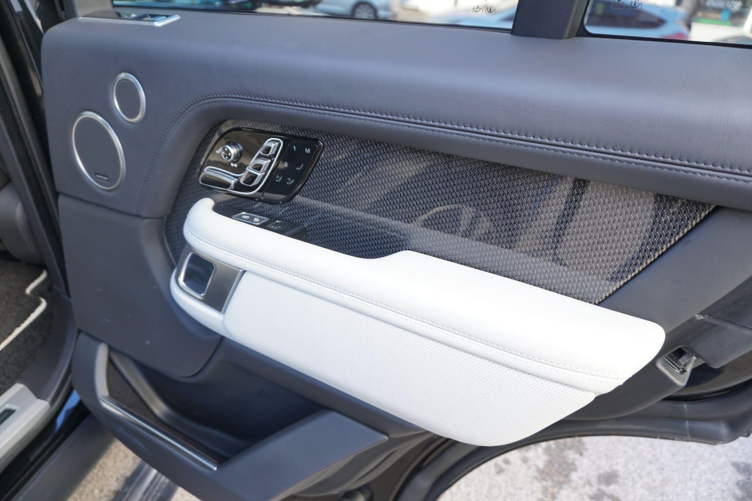 Used Land Rover Range Rover for sale - 77016839: Photo 40