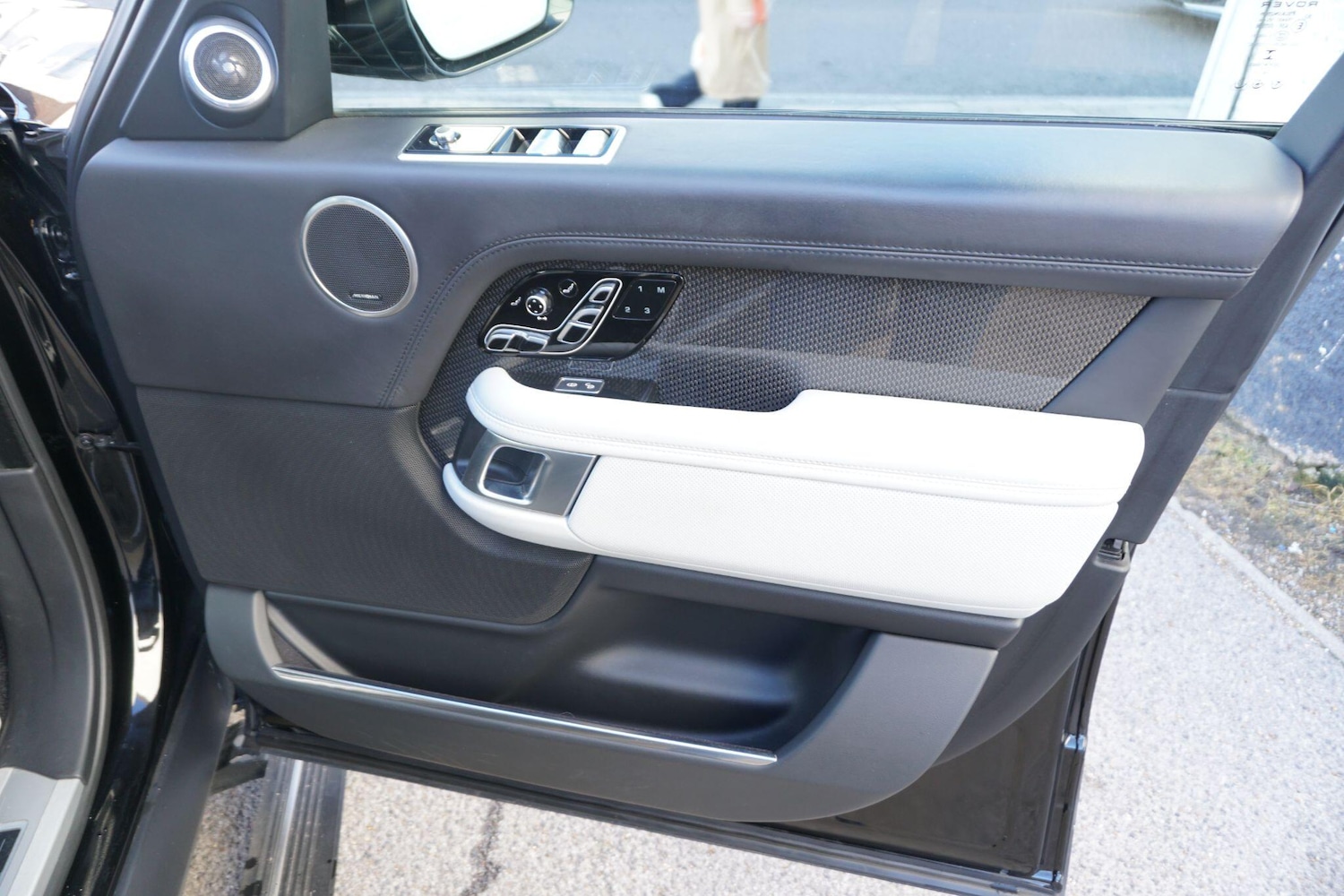 Used Land Rover Range Rover for sale - 77016839: Photo 41