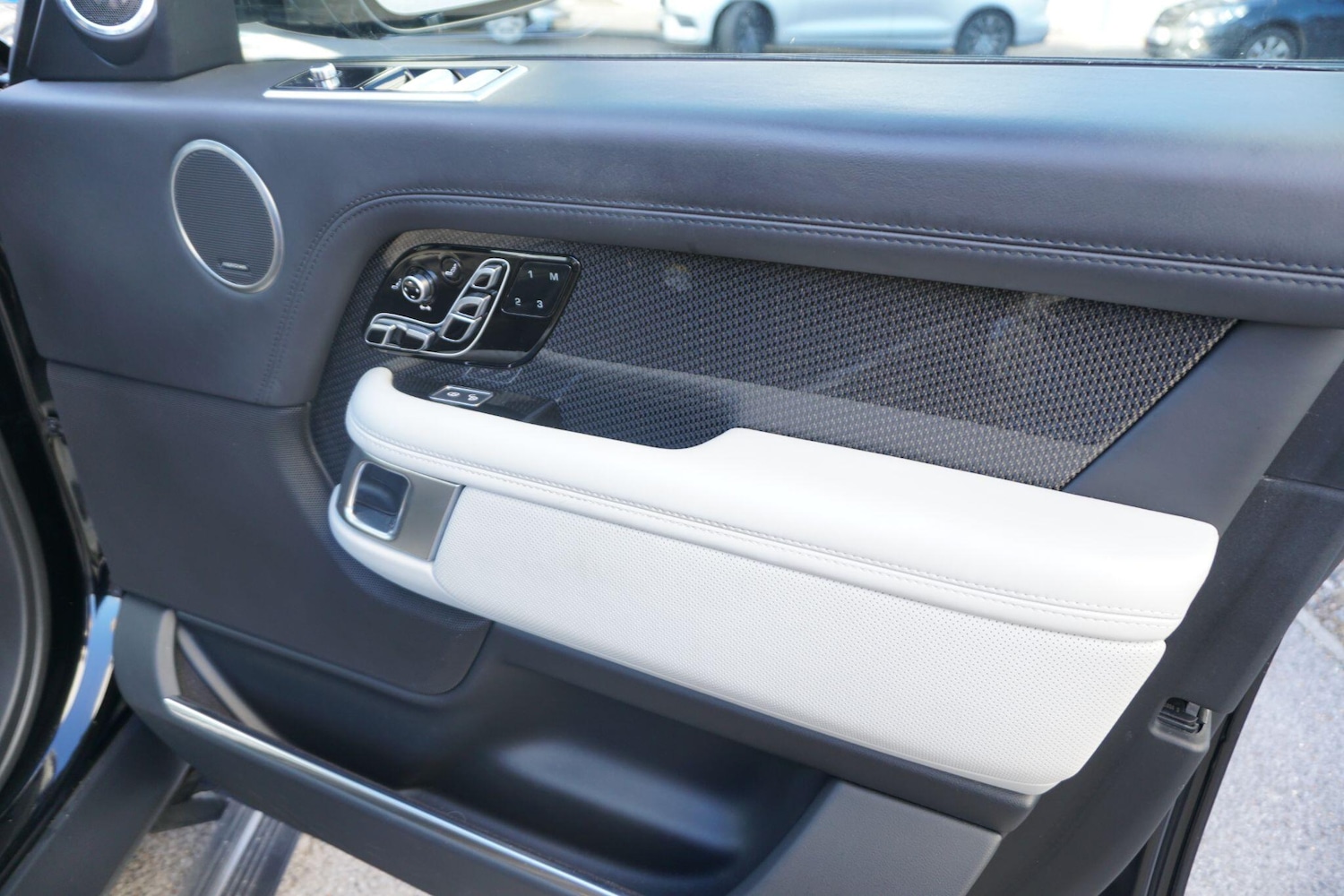 Used Land Rover Range Rover for sale - 77016839: Photo 42