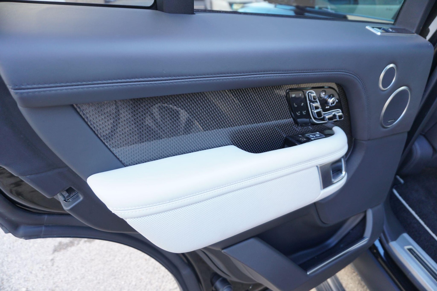 Used Land Rover Range Rover for sale - 77016839: Photo 44