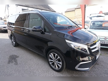 Used Mercedes-Benz V-Class 2019 for sale - 79425490: Photo