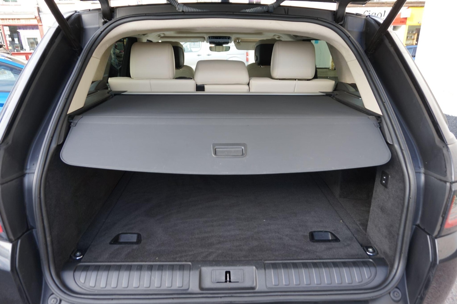 Used Land Rover Range Rover Sport 2018 for sale - 76175249: Photo 4