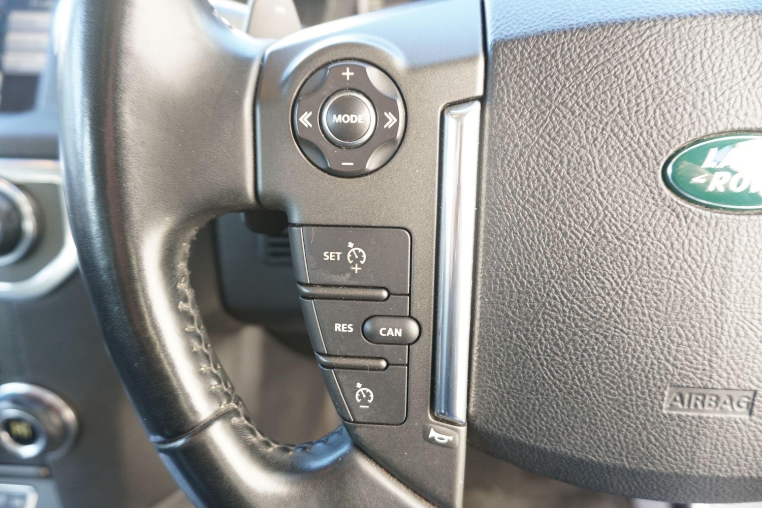 Used Land Rover Discovery 2012 for sale - 76608168: Photo 32