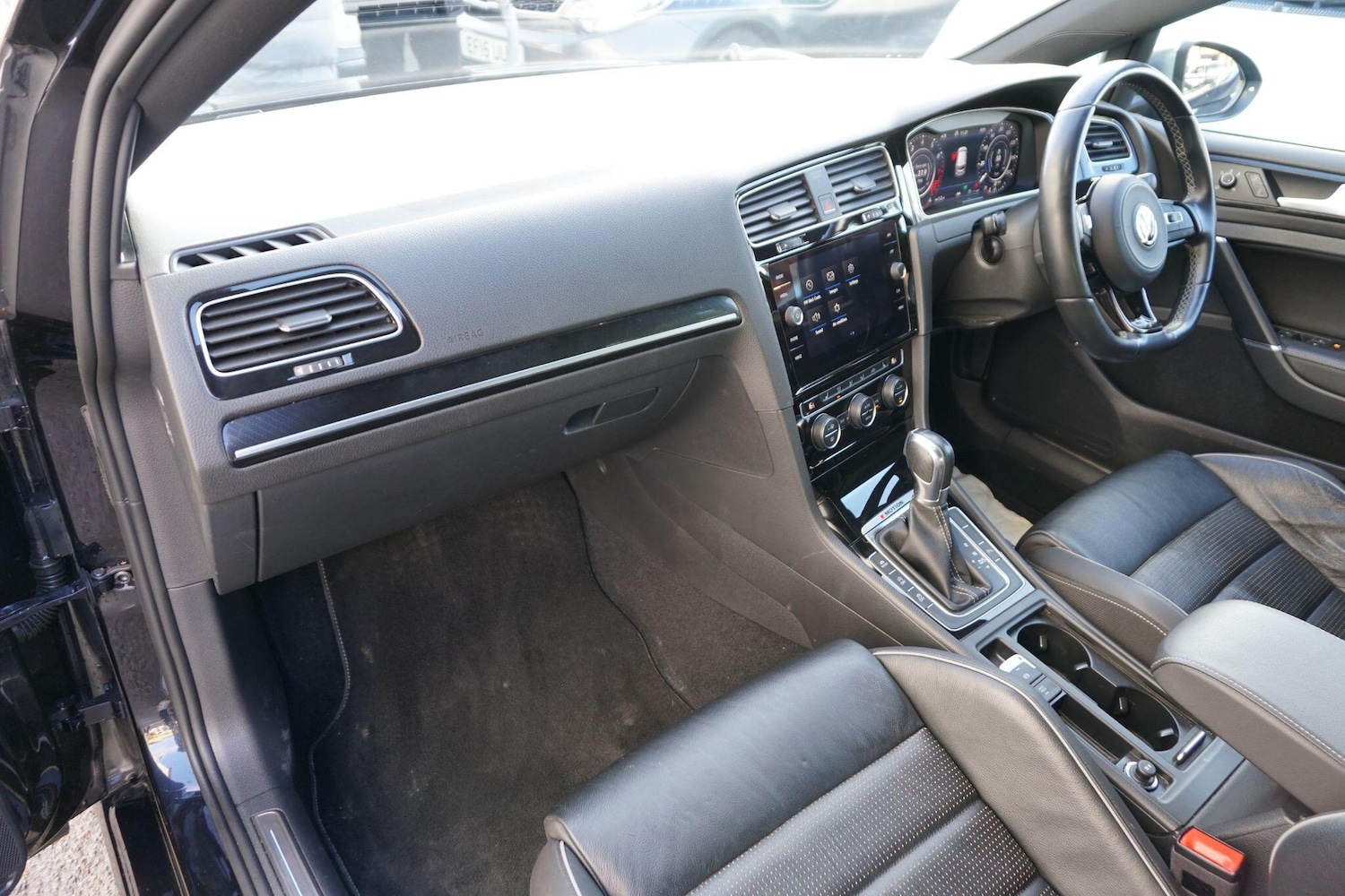 Used Volkswagen Golf 2018 for sale - 77237794: Photo 20