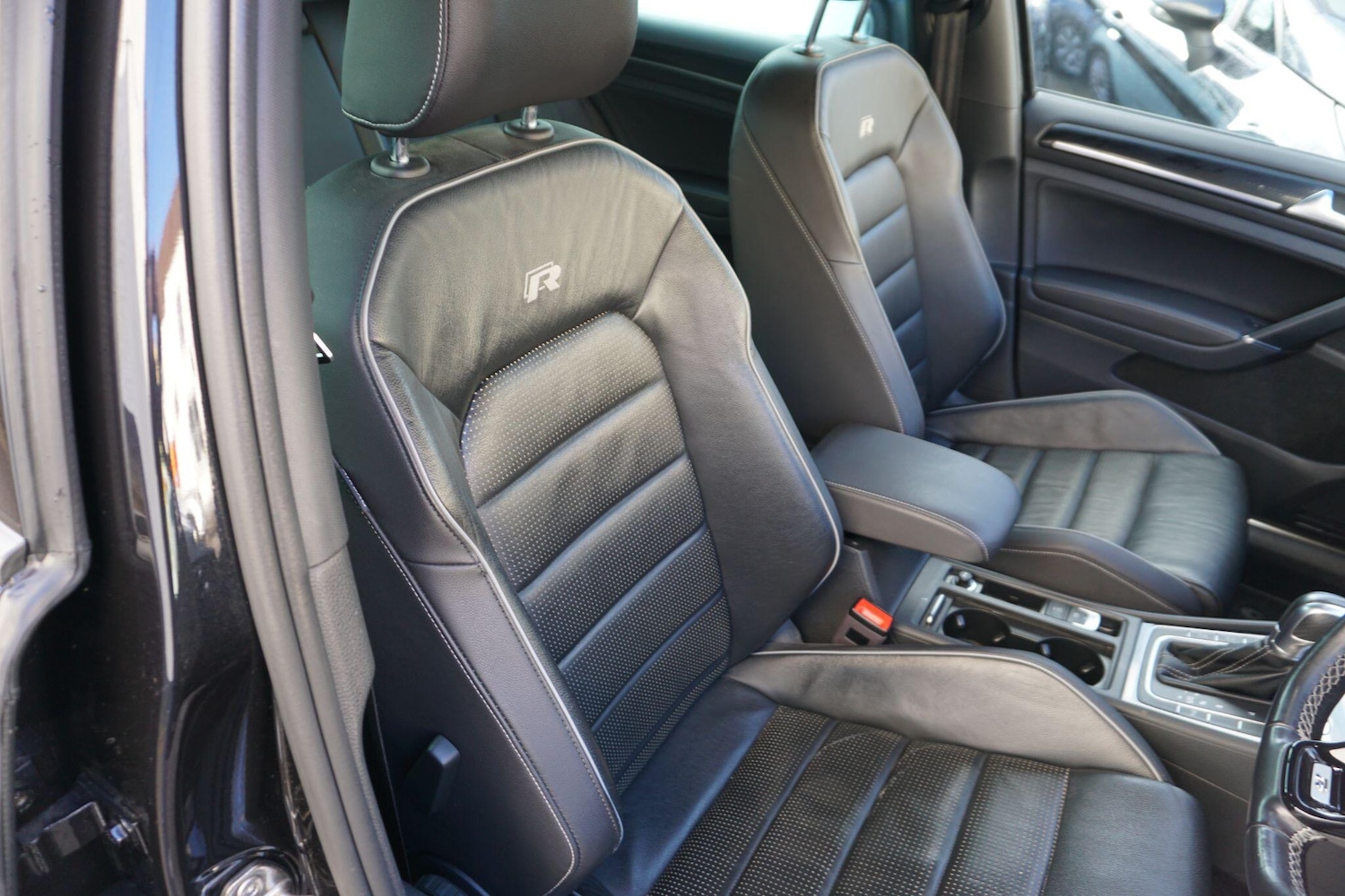 Used Volkswagen Golf 2018 for sale - 77237794: Photo 22