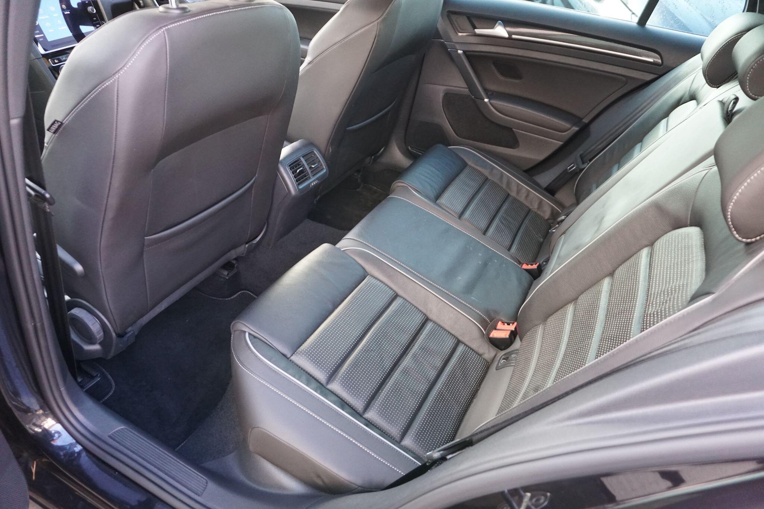 Used Volkswagen Golf 2018 for sale - 77237794: Photo 26