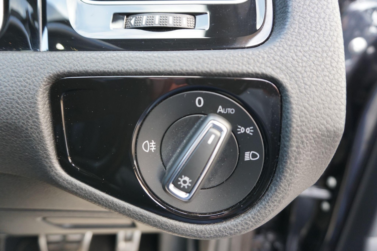 Used Volkswagen Golf 2018 for sale - 77237794: Photo 28