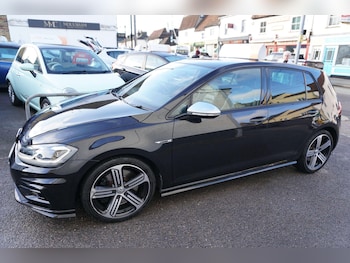 Used Volkswagen Golf 2018 for sale - 77237794: Photo