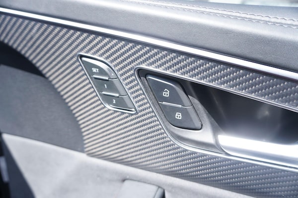 Used Audi RS Q8 2022 for sale - 75551859: Photo 30
