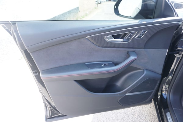 Used Audi RS Q8 2022 for sale - 75551859: Photo 37