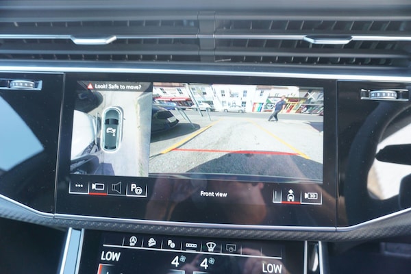 Used Audi RS Q8 2022 for sale - 75551859: Photo 47