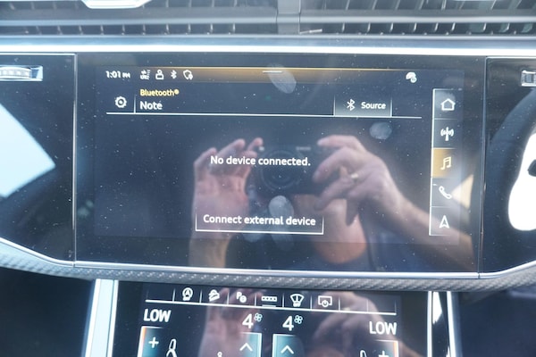 Used Audi RS Q8 2022 for sale - 75551859: Photo 54
