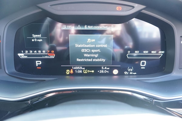 Used Audi RS Q8 2022 for sale - 75551859: Photo 78