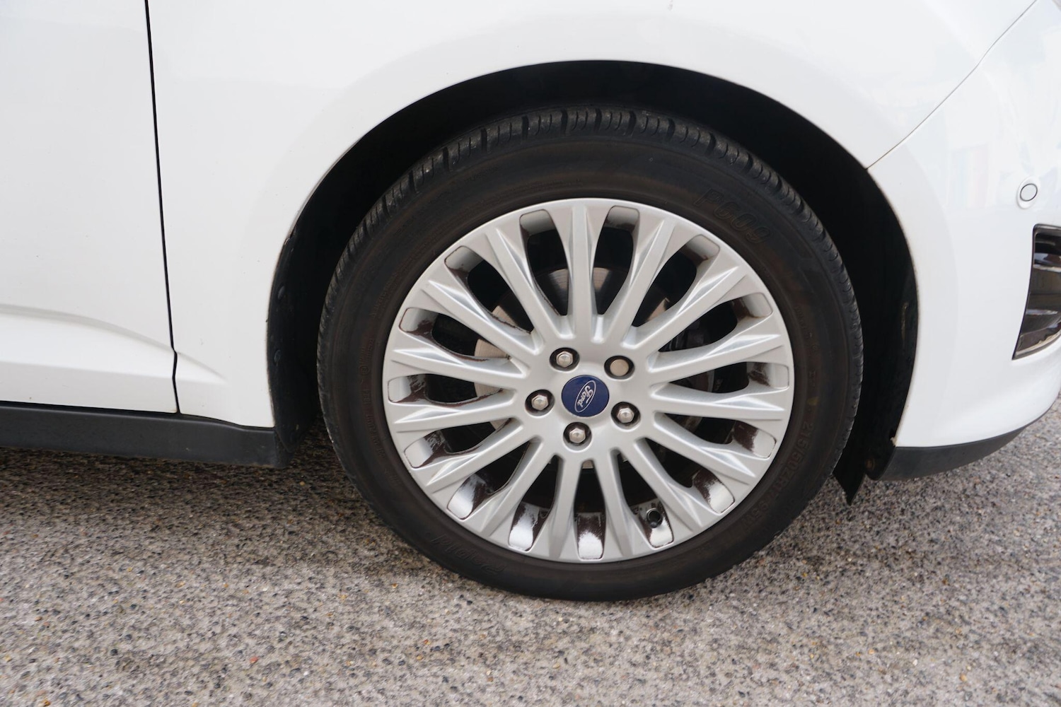 Used Ford C-Max 2013 for sale - 77970001: Photo 31