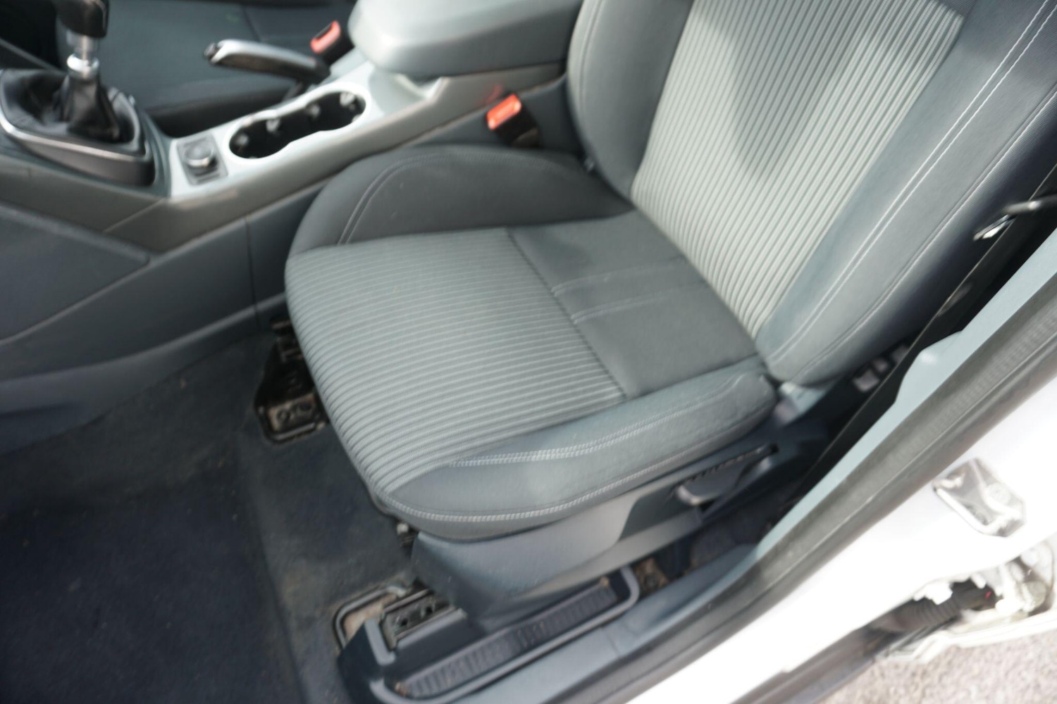 Used Ford C-Max 2013 for sale - 77970001: Photo 39