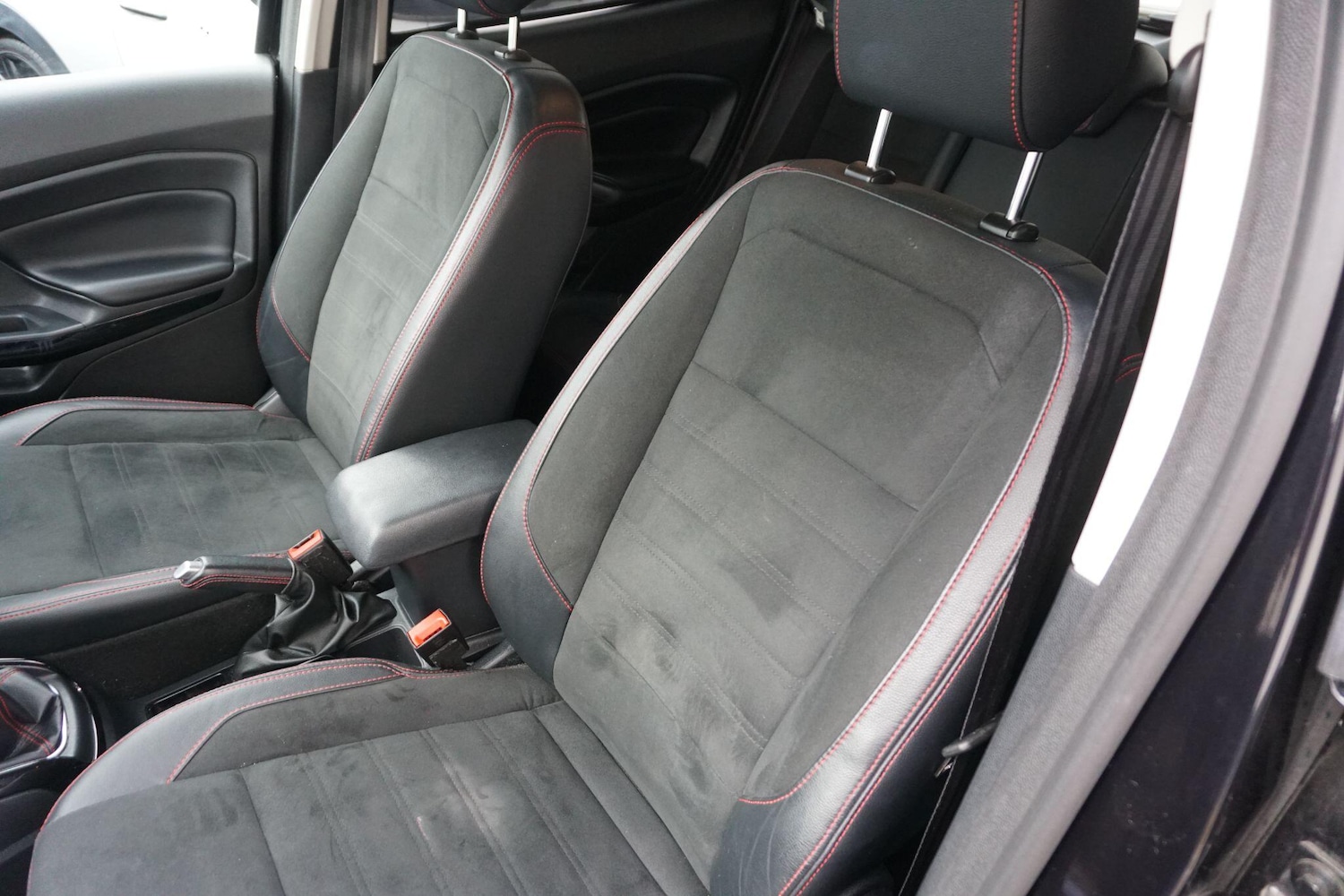 Used Ford Ecosport 2020 for sale - 77376753: Photo 54