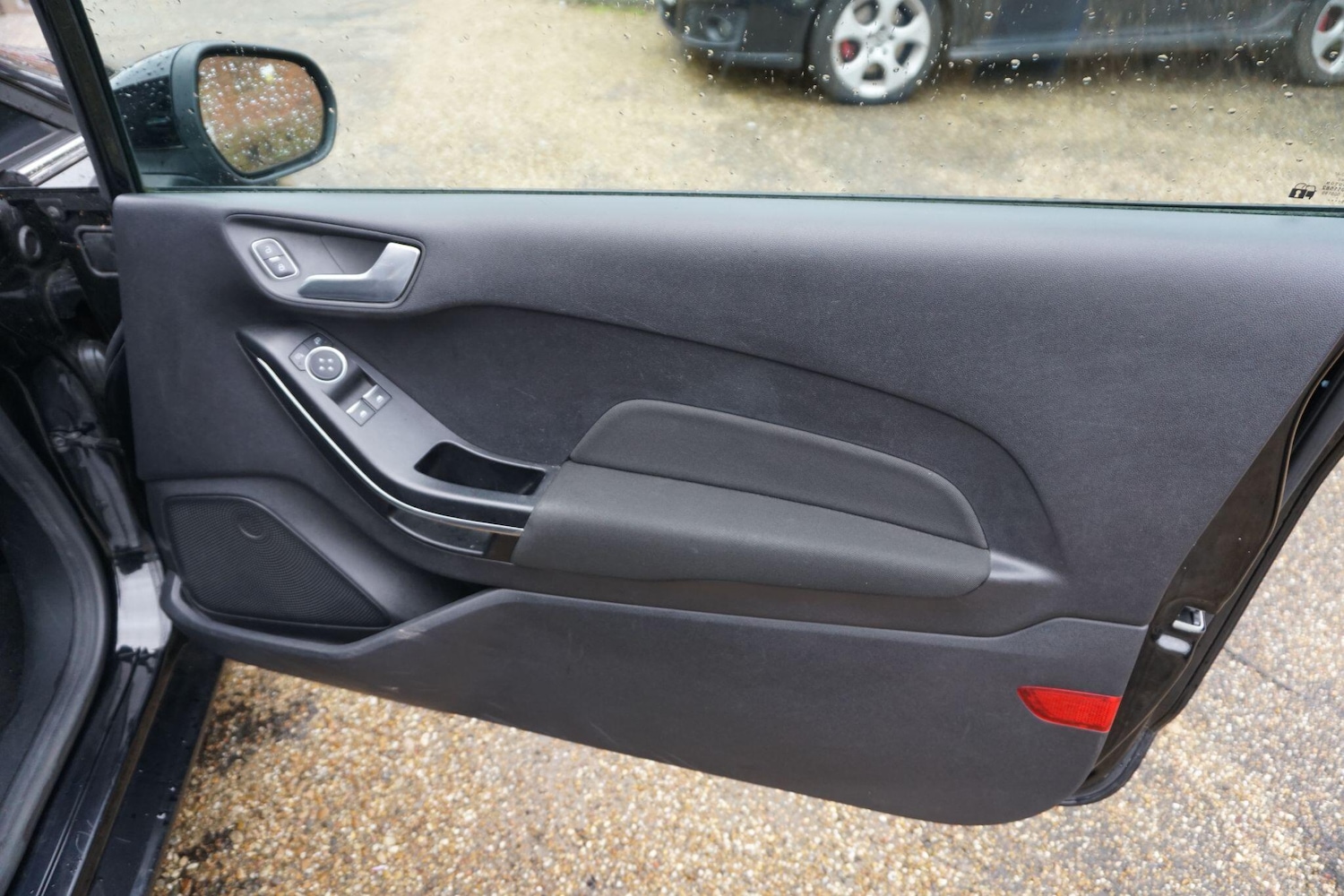 Used Ford Fiesta 2017 for sale - 77279988: Photo 27