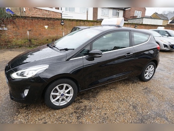 Used Ford Fiesta 2017 for sale - 77279988: Photo